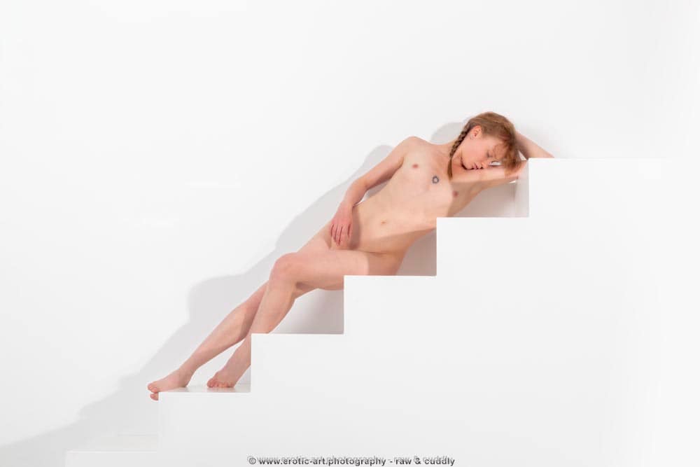 Dana - Showstairs First - Image 3