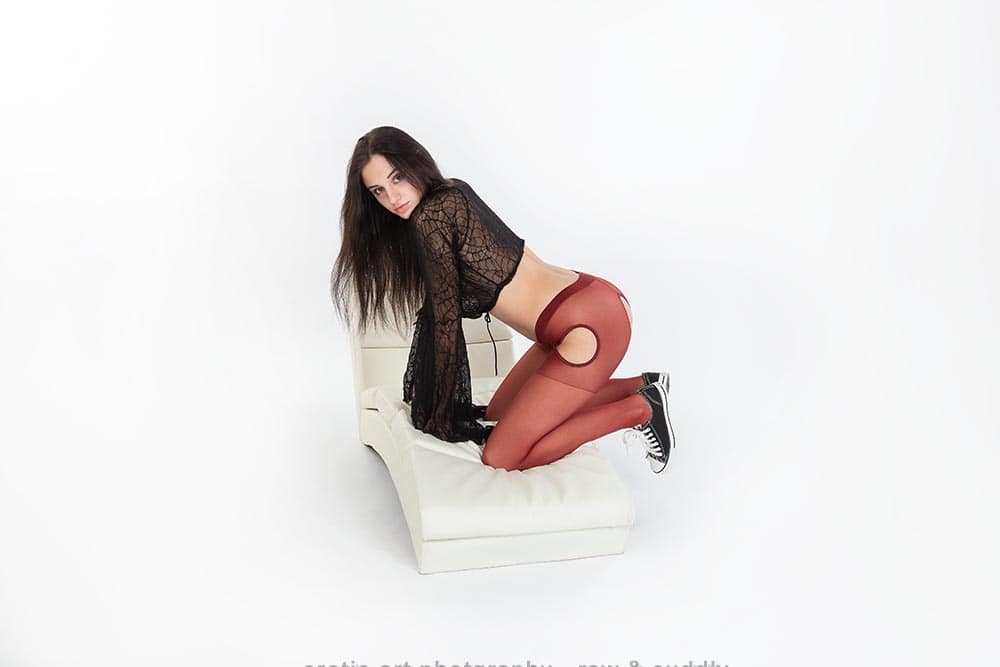 Vallery - Shooting Open Legs - Image 2