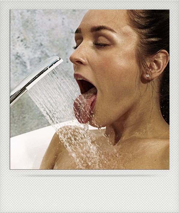 Alya, Showering, Polaroid, eARTfoto the art of Jay Gee