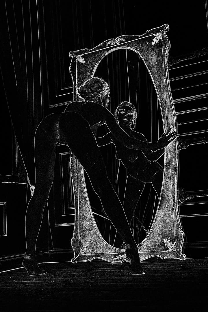 Art and Accidents on Erotic Art Photography